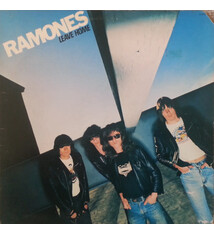 Punk/Hardcore Ramones - Leave Home ('77 US Santa Maria Pressing) (VG+/VG, cut-out slice on top of sleeve)