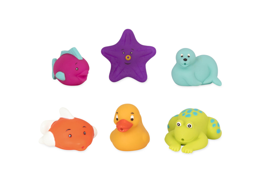 Best friend bath buddies