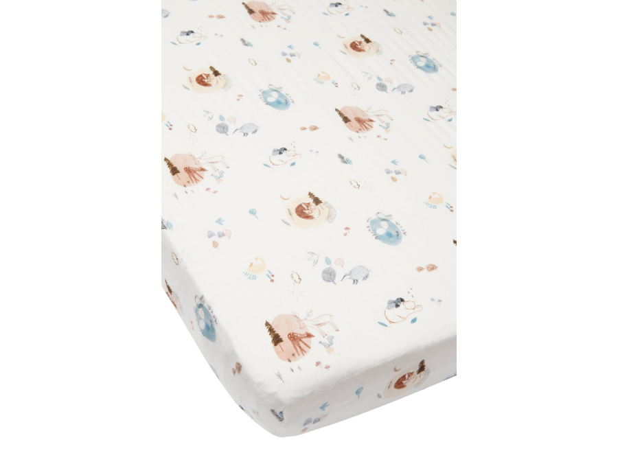 Fitted crib sheet