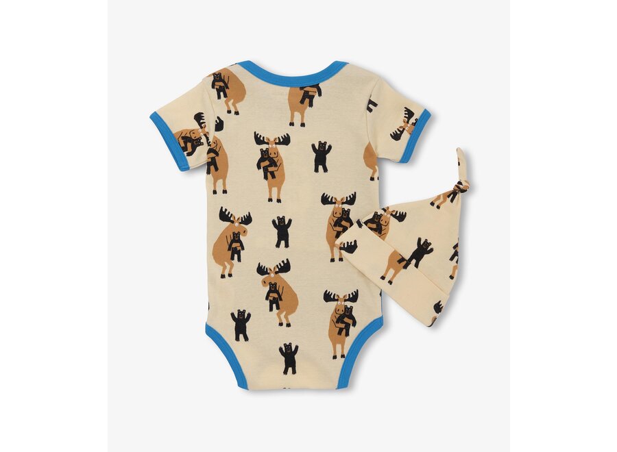 Moose Bear Hug Baby Bodysuit & Hat