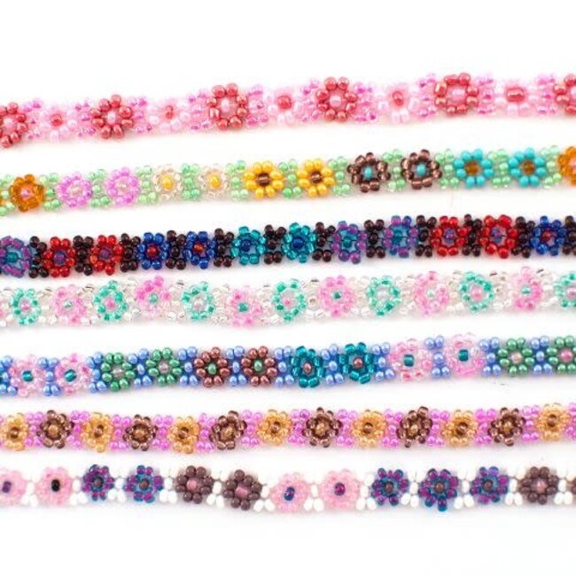 Necklace - Beaded Flower