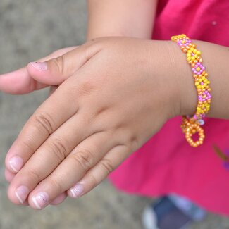 Guatemala Kids' Beaded Flower Bracelet