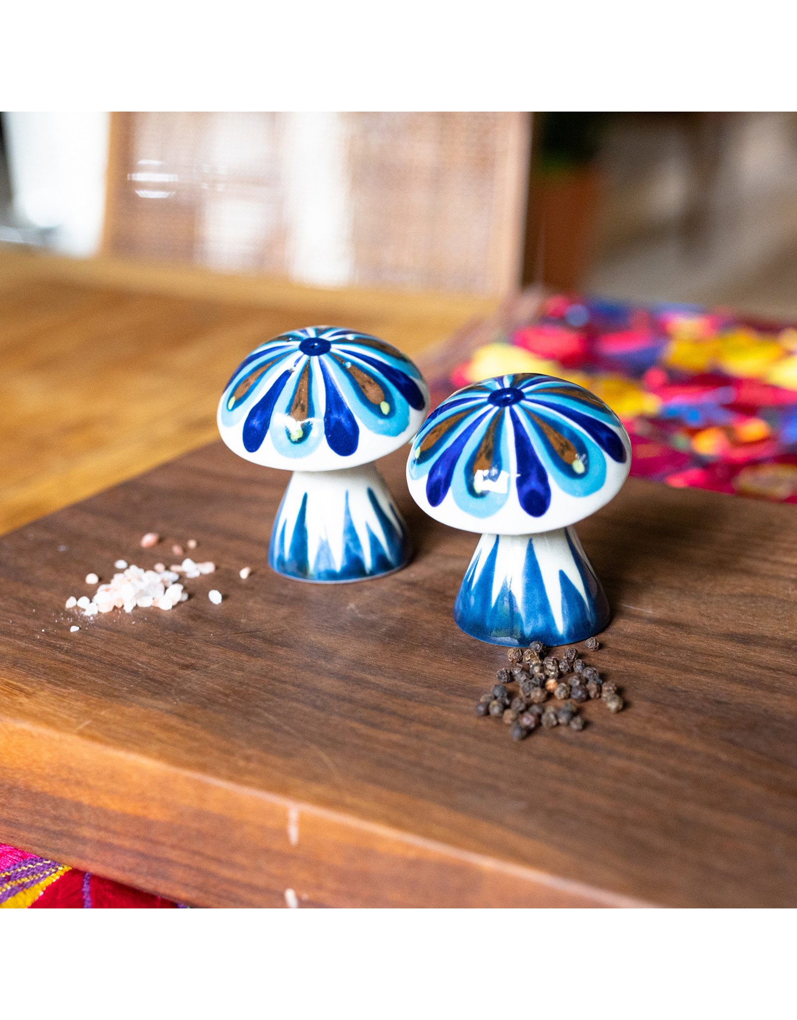 Guatemala Mushroom Salt & Pepper Shakers, Guatemala