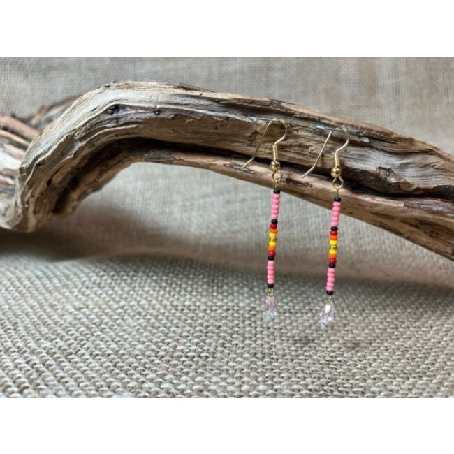 CLEARANCE Mothers of All Crafts - Beaded Earrings