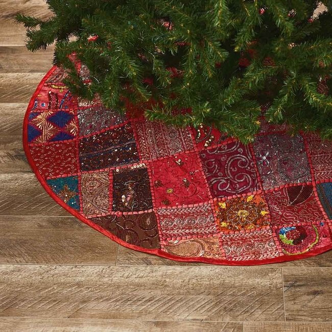 25% OFF! Glittering Patchwork Tree Skirt