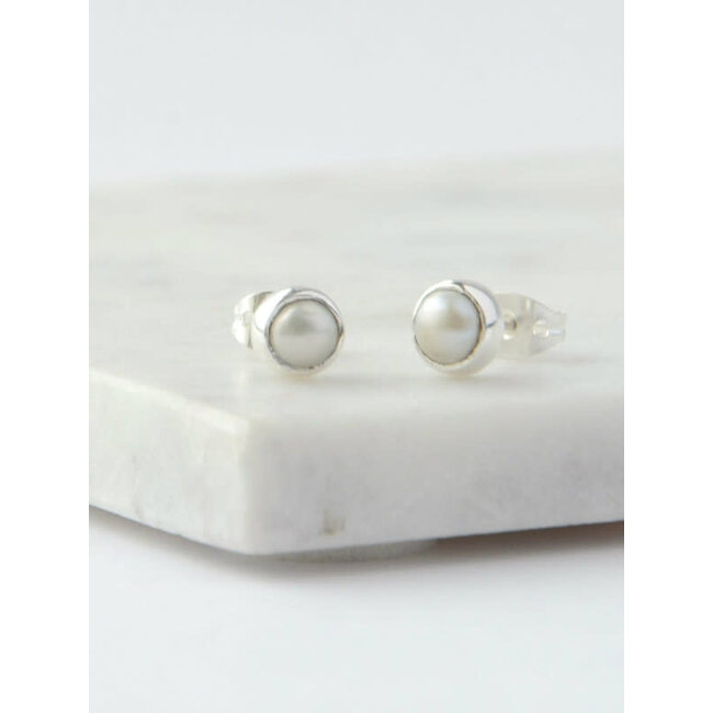 Ethereal Pearl Stud Earrings