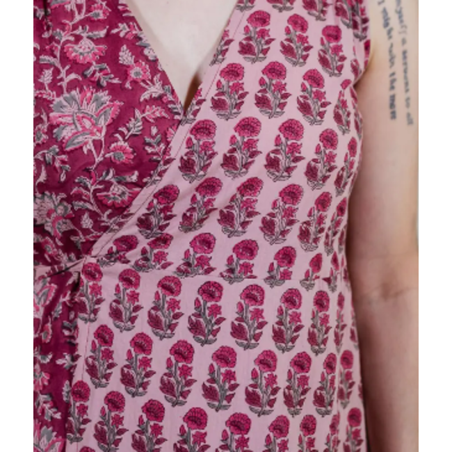 CLEARANCE Bekka Maxi Dress in Magenta Vine Floral