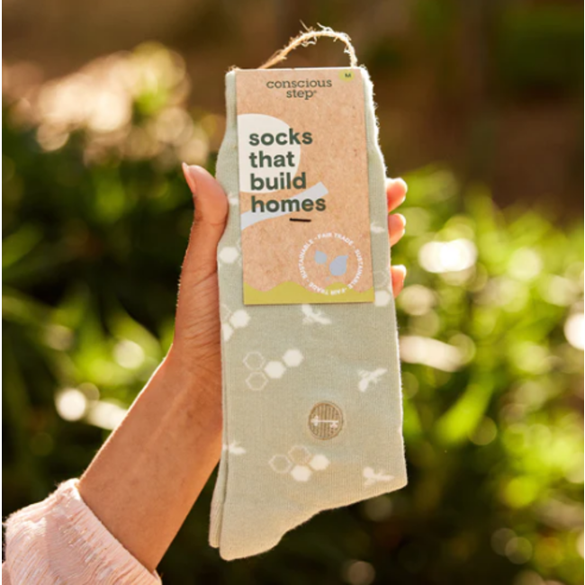 Crew Socks That Build Homes - Bees