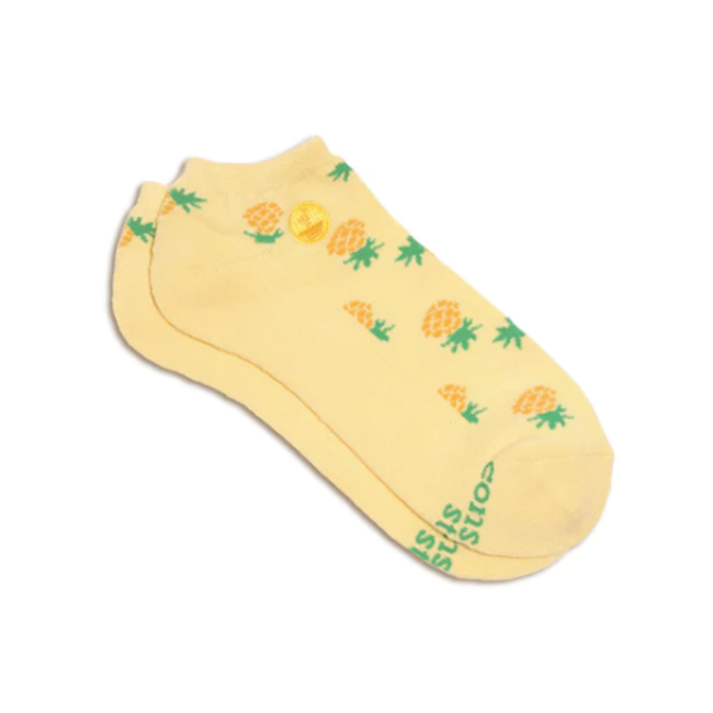 Conscious Step Ankle Socks That Provide Meals - Pineapples
