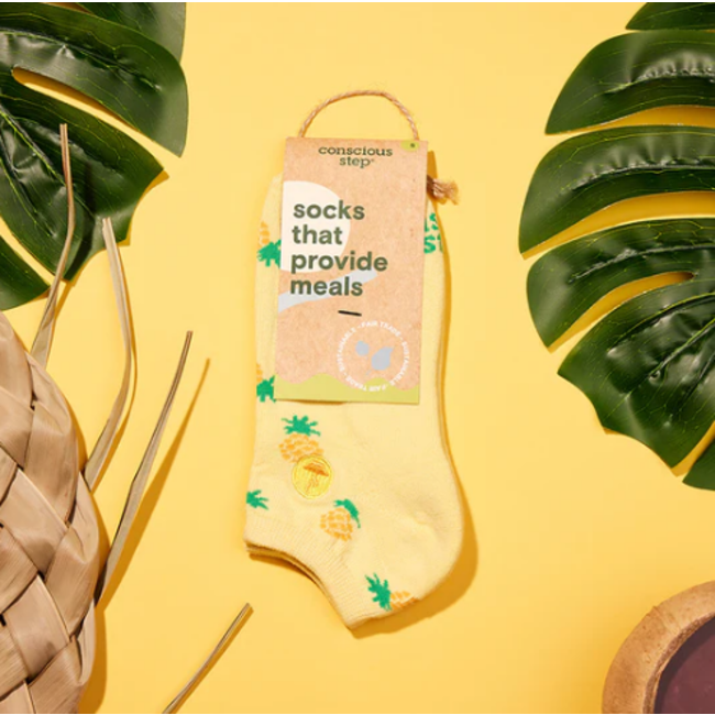 Conscious Step Ankle Socks That Provide Meals - Pineapples