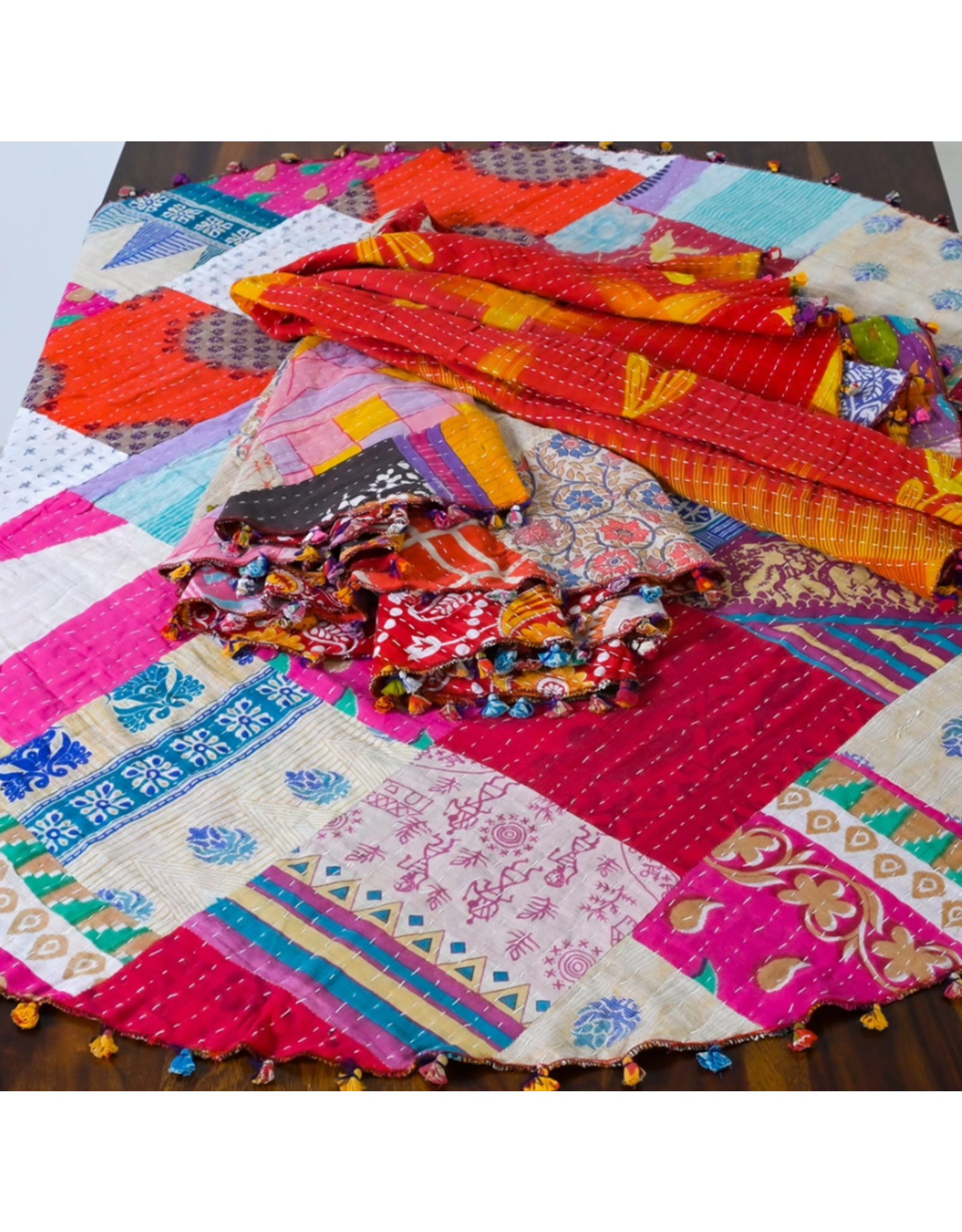 India Round Kantha Table Cover (50D), India