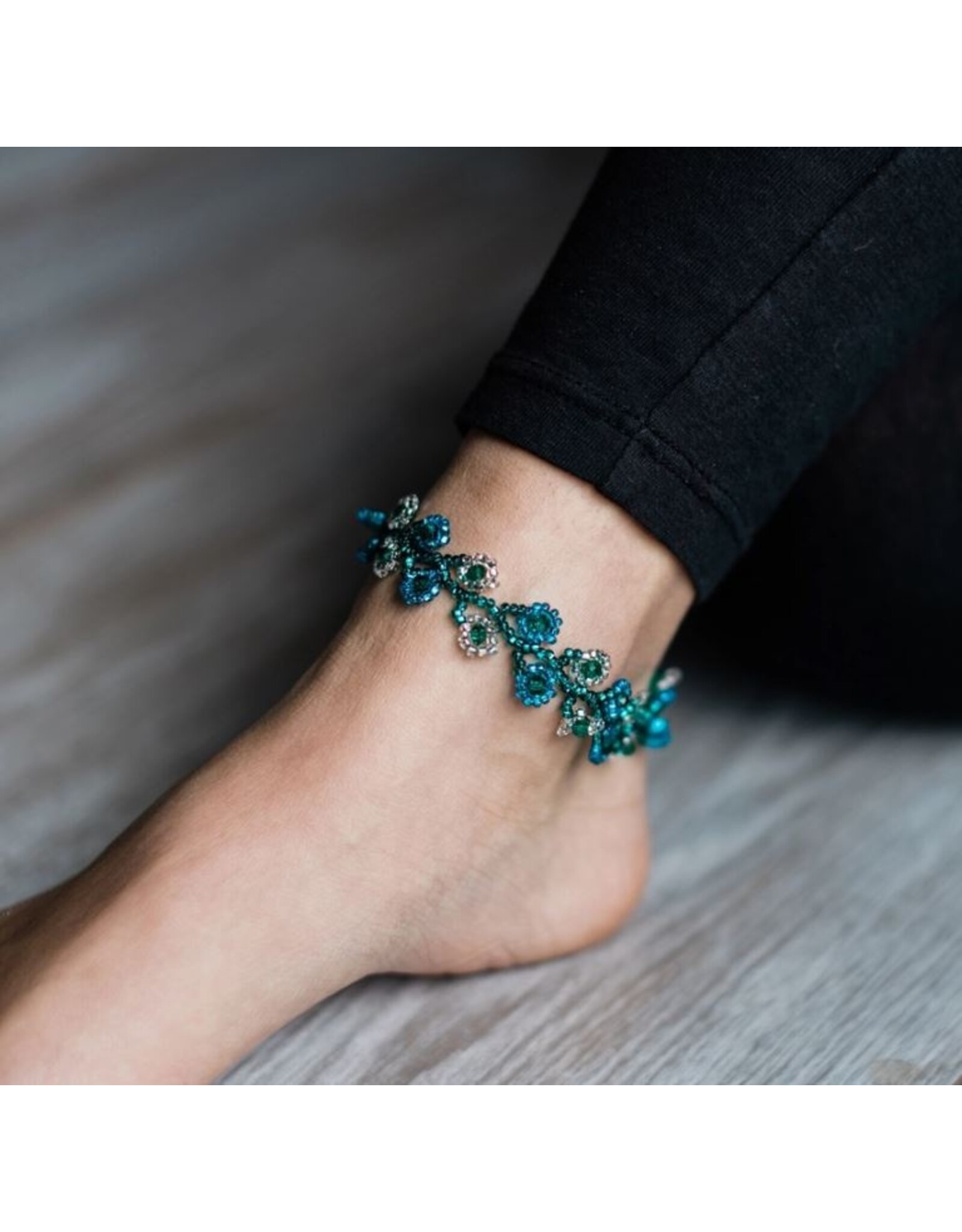 Guatemala Blooming Petals Anklet