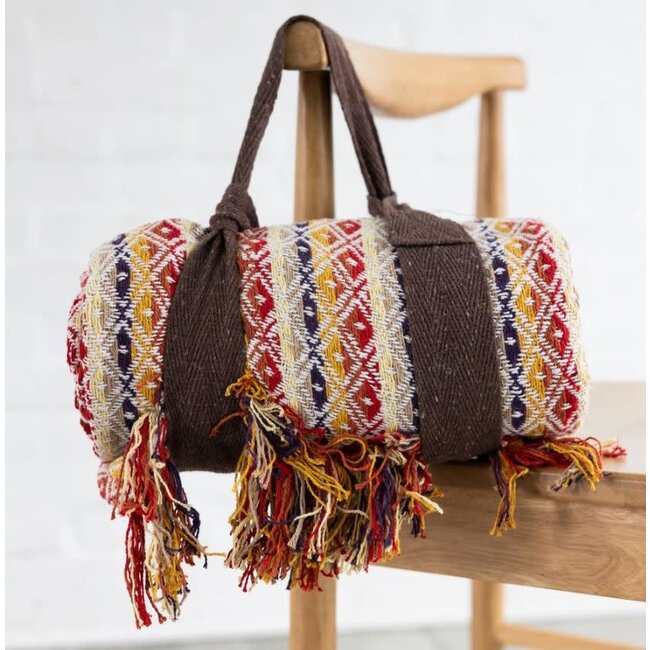 Kaviya To Go Blanket