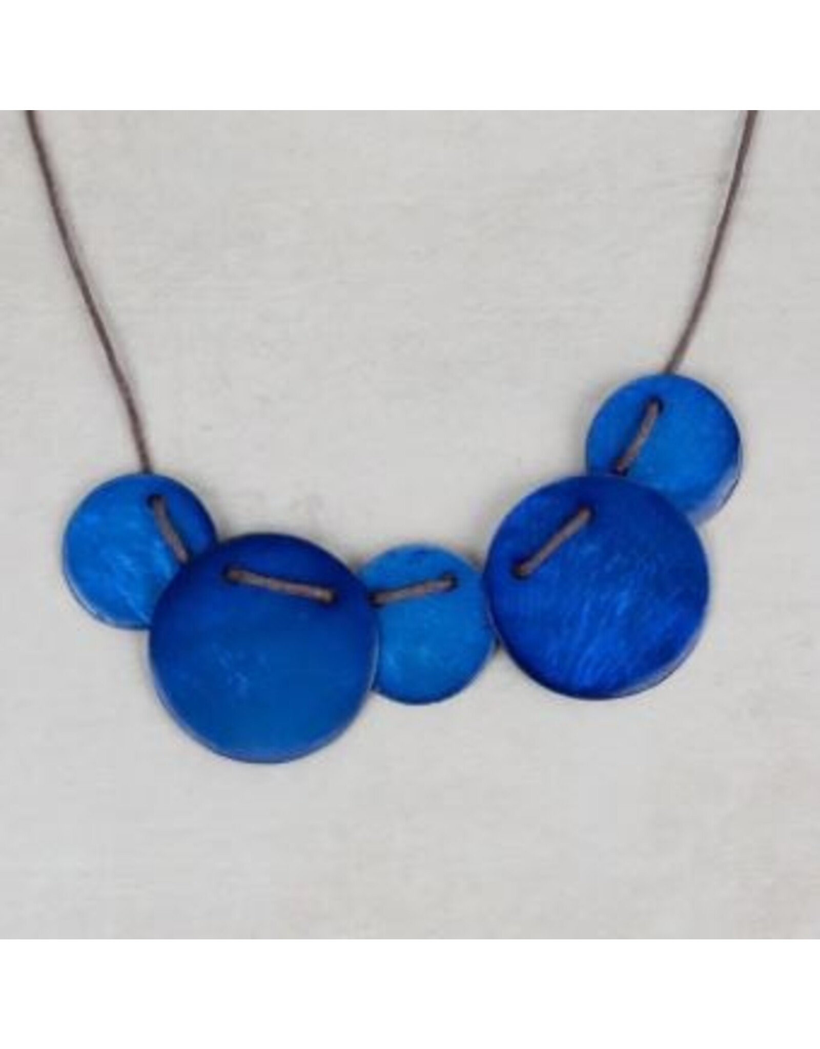Philippines Tala Layered Capiz Necklace, Philippines