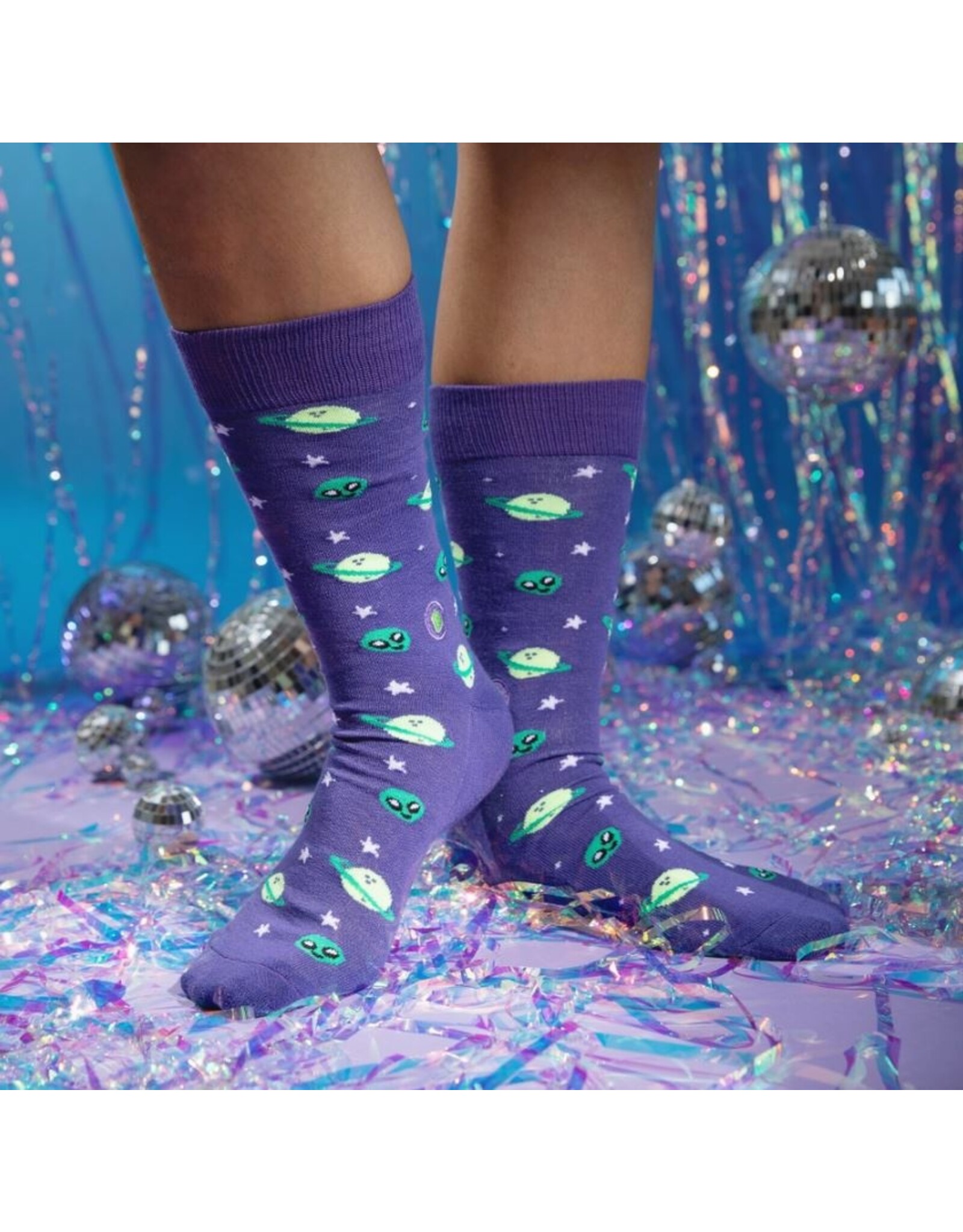 India Crew Socks That Give Books - Purple Planets