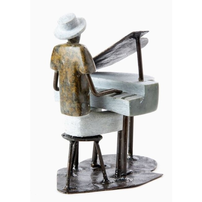 Shona Pianist Sculpture