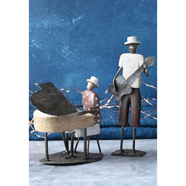 Shona Guitarist Sculpture