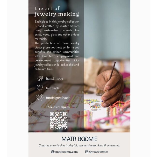 Dhavala Dangle Earrings