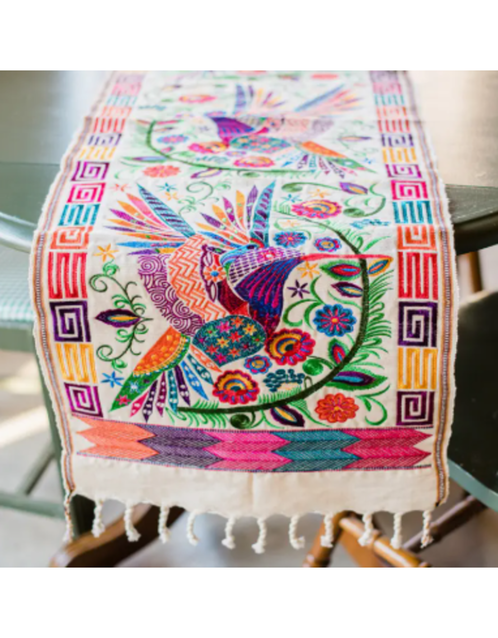 Guatemala Wild Bird Table Runner (17x50), Guatemala