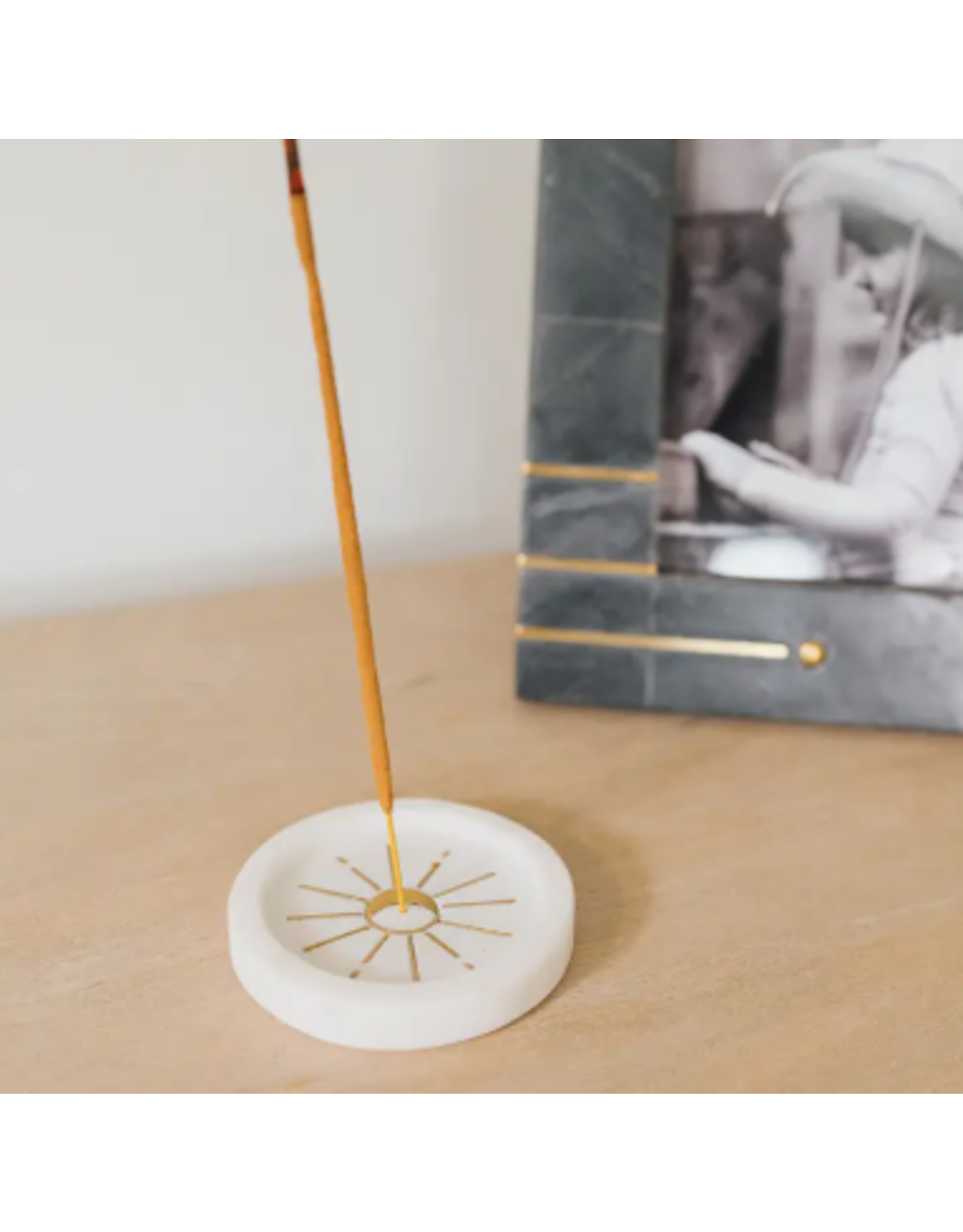 India Indukala Round Moon Incense Holder