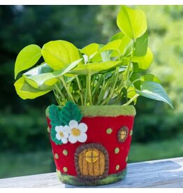 Nepal Strawberry Cottage Felt Pot