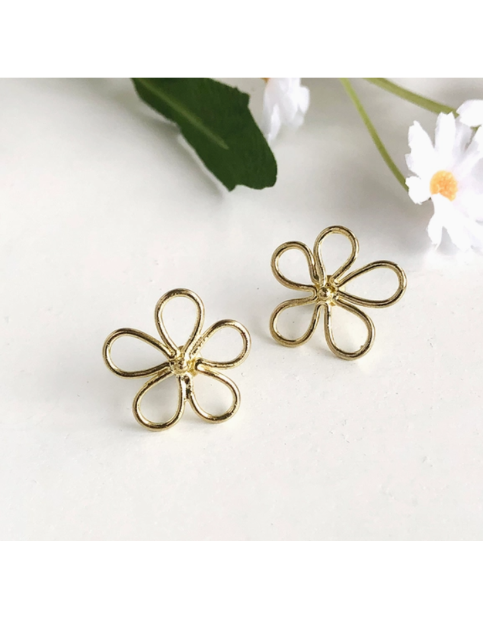 India Perennial Posts - Gold, India