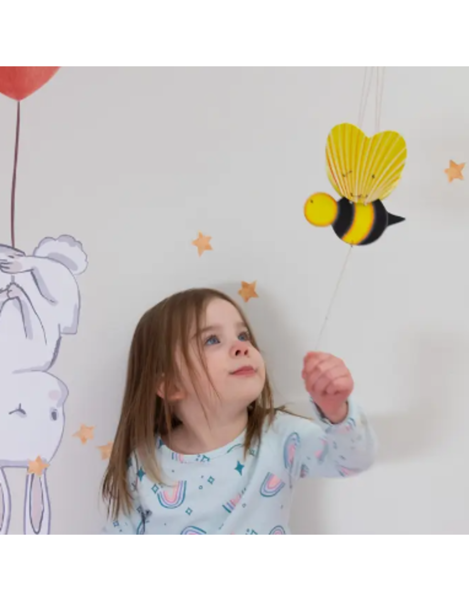 Colombia Bumble Bee Flying Mobile