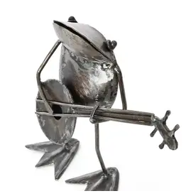Kenya Metal Frog Sculpture - Banjo Player
