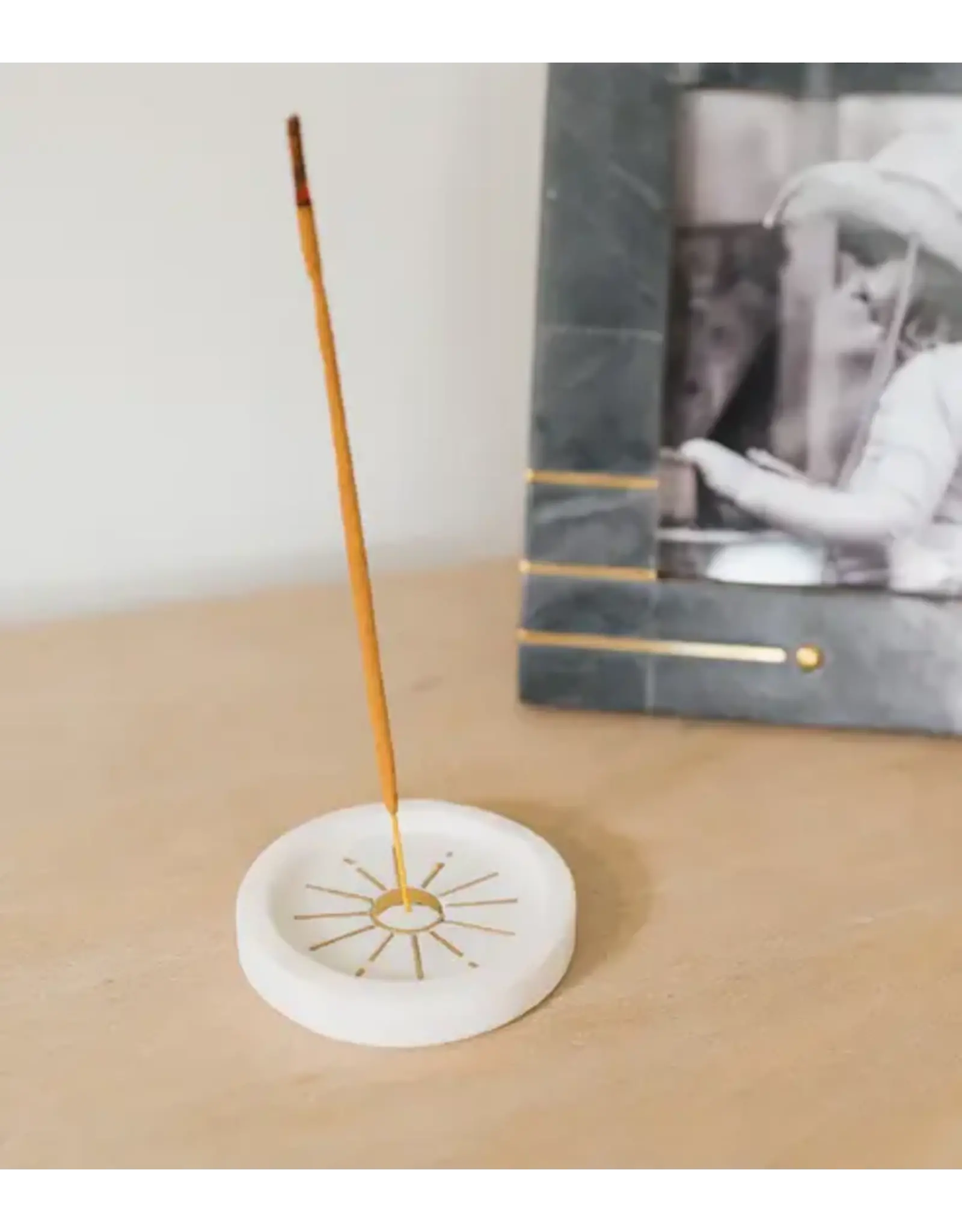 India Indukala Round Moon Incense Holder