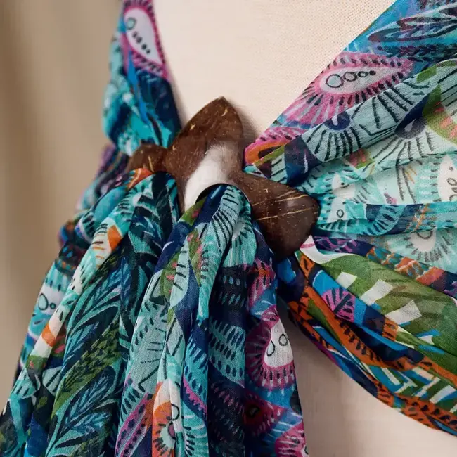 CLEARANCE Saaf Coconut Shell Scarf & Sarong Holder