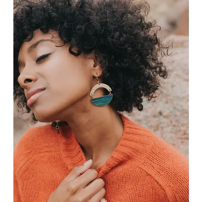 Ria Blue Green Swirl Drop Earrings