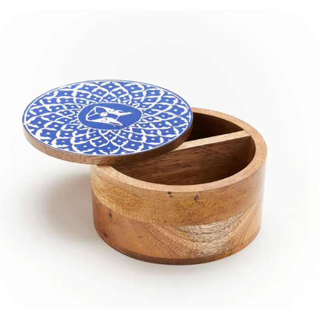 Caru Dog Wooden Pivot Box