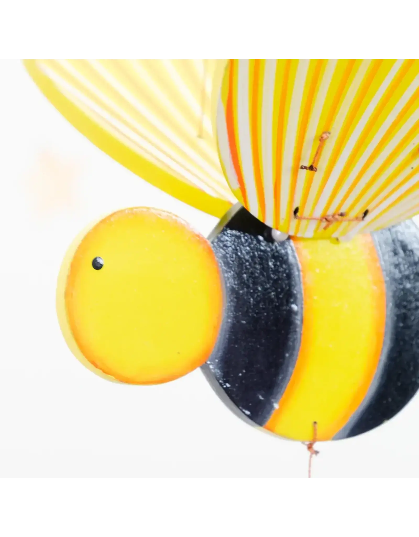 Colombia Bumble Bee Flying Mobile