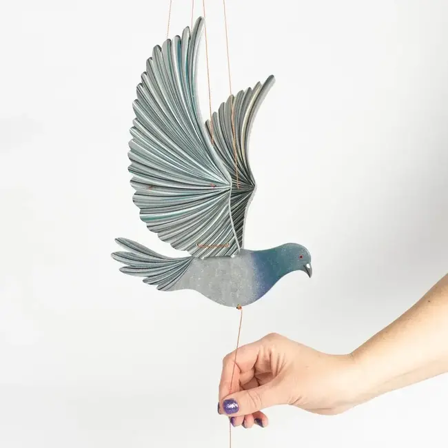 Flying Mobile - Pigeon