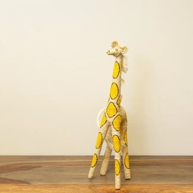 Raffia Giraffe Statue