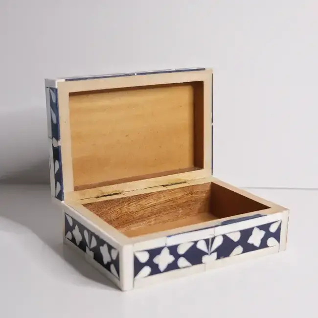 Classic Navy & White Box