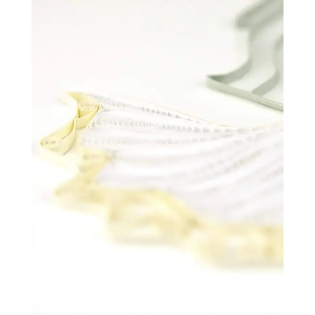 Quilling Card - Dancing Bride & Groom