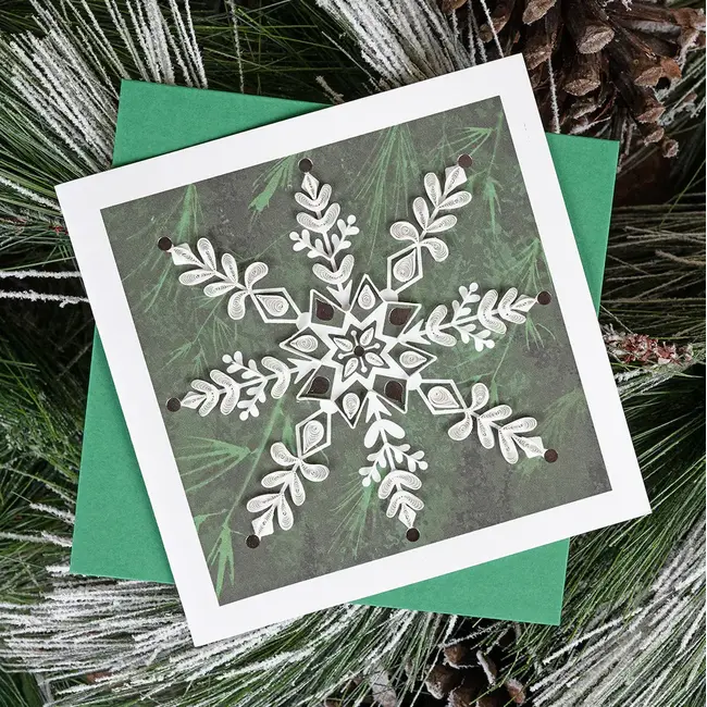 Quilled Card - Snowflake On Pine