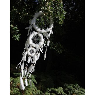 Indonesia Fluffy 3-tier Dreamcatcher Indonesia Fluffy 3-tier Dreamcatcher