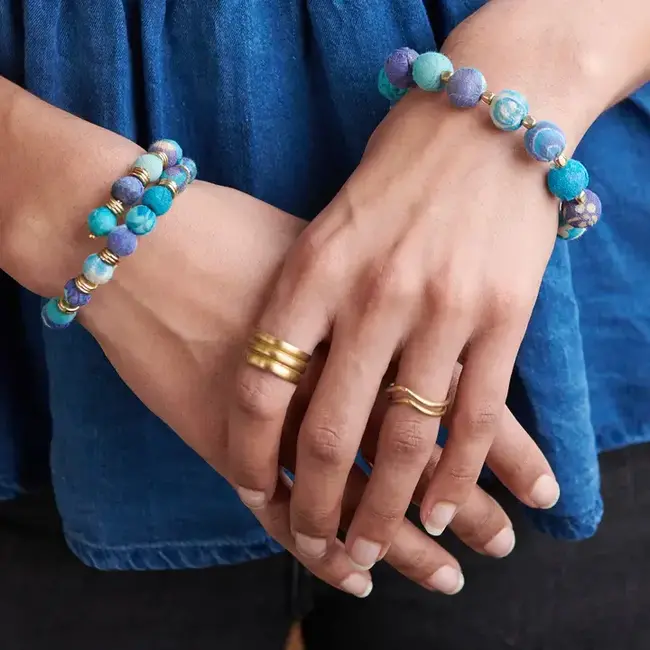 Double V Ring - Gold