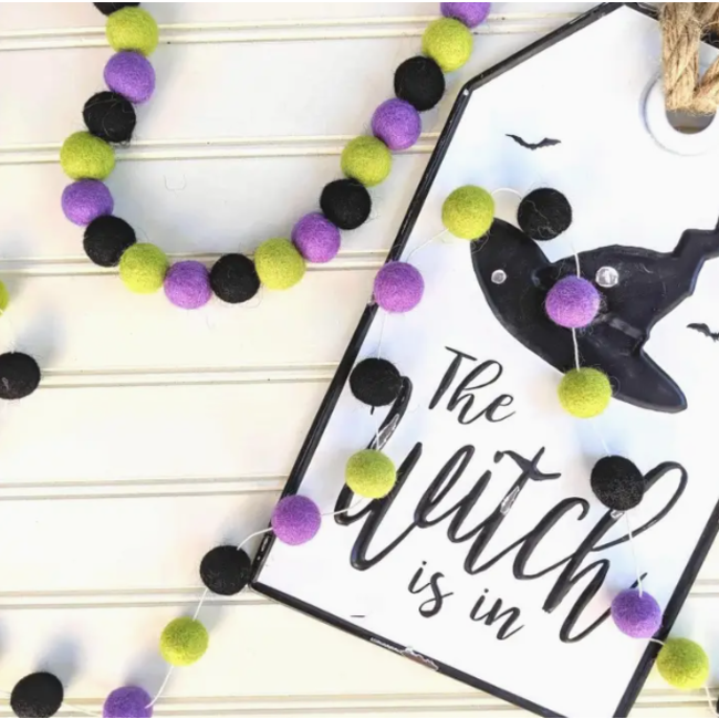 Hocus Pocus Wool Garland