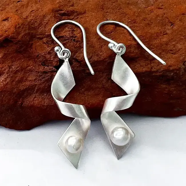 Earrings  - Pearl With a Twist, Sterling Silver
