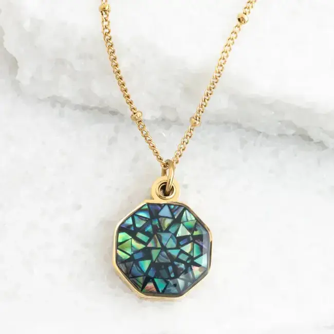 Cherished Reflections Locket