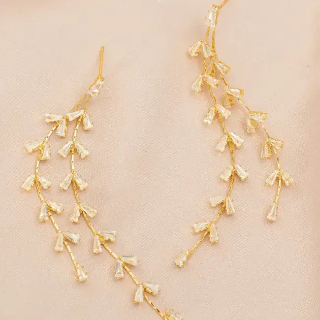 Graceful Willow Zircon & Gold Dangle Earrings