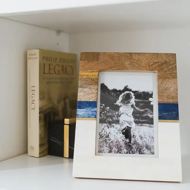 Kaveri Striped Photo Frame (5x7)