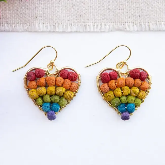 Rainbow Heart Milieu Earrings