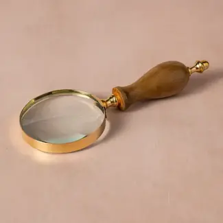 India Pakadana Magnifying Glass