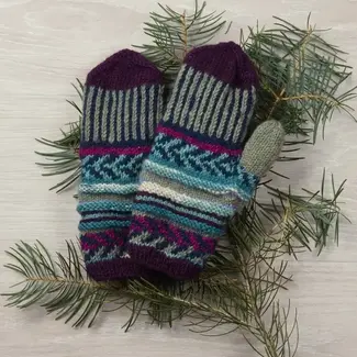 Nepal Mittens - Nina