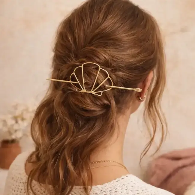 Hair Pin - Arnava Shell w/ Stick
