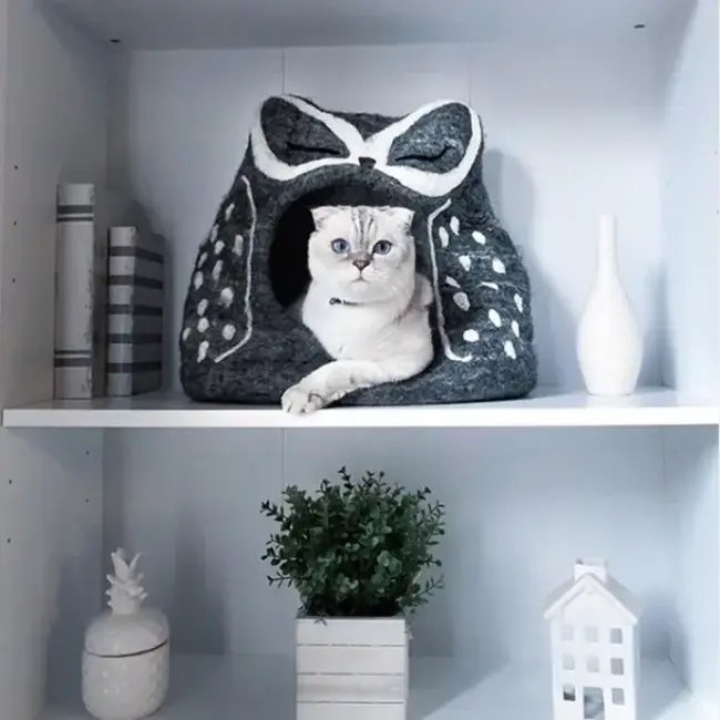 Cat Cave - Felt Grey Owl